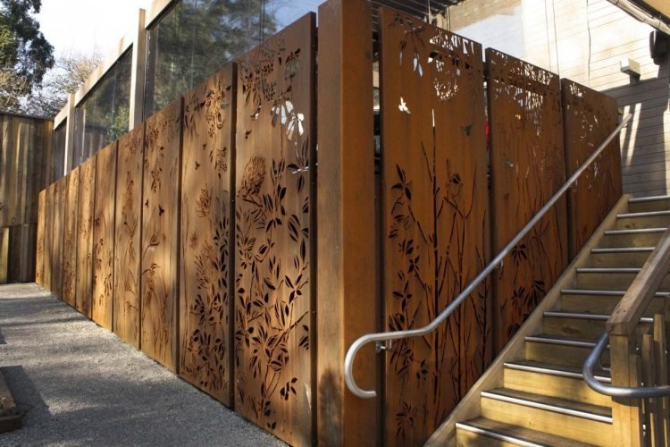 Gard de intimitate din otel Corten cu motiv de flori ecran de confidențialitate din oțel corten geamuri de grădină