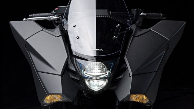 Farurile Honda Bike Led sunt disponibile în compartimente cu clapetă Compartimentele farurilor Honda Bike Led disponibile pe benzină cruiser