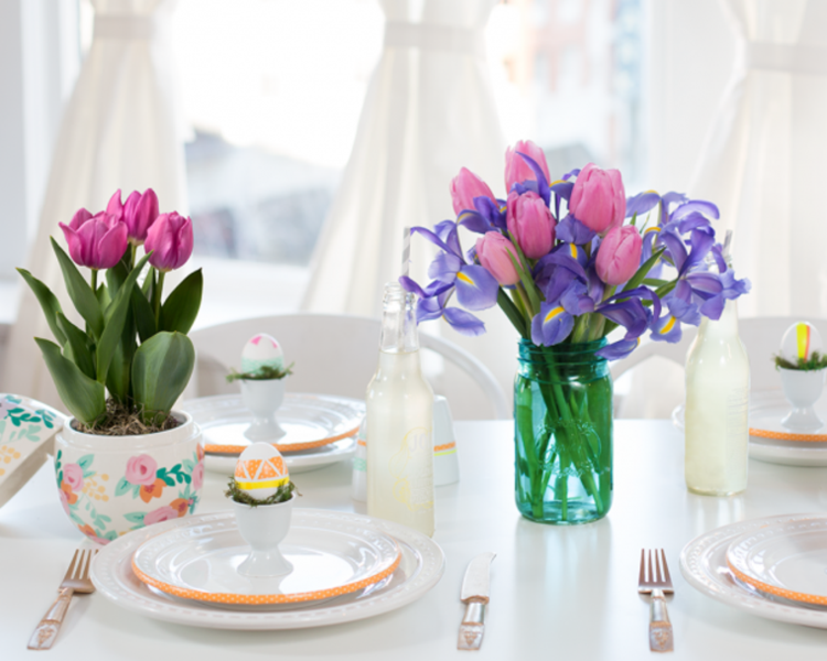 decor pentru pasca romantica-roz-lalea-sabie crin-violet-mason borcan