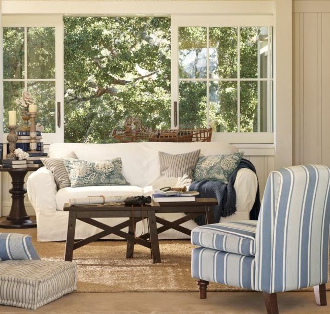 mobilier deco maritim tapițat dungi albastru alb