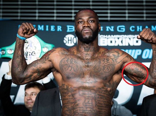 deontay wilder-ava-baby stampe a mano tatuaggio
