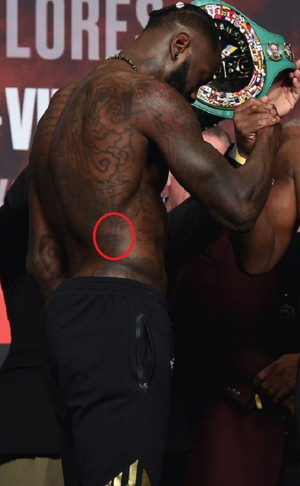 tatuaggio deontay wilder-cross