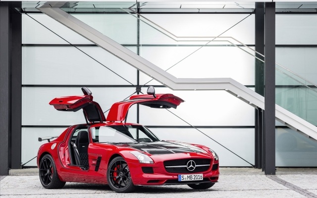 Mercedes Benz SLS AMG GT Ediția finală 2014 extra Suplimente SLS AMG GT Ediția finală 2014