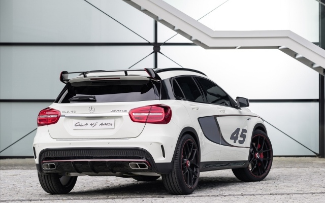 Mercedes GLA 45 AMG concept 2013 spate GLA 45 AMG Concept 2013, spate