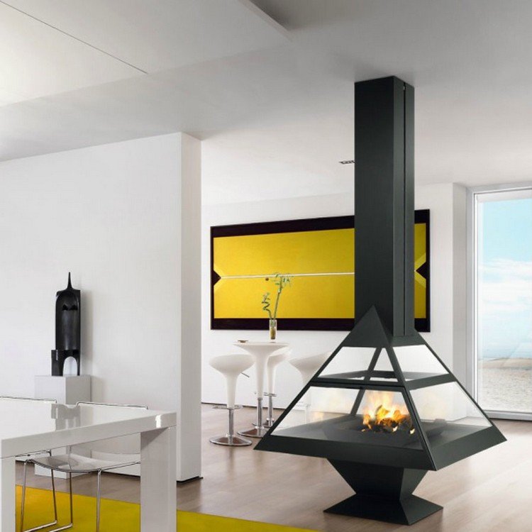 soba-cu-lemn-moderna-otel-central-TRAFORART-Admeto