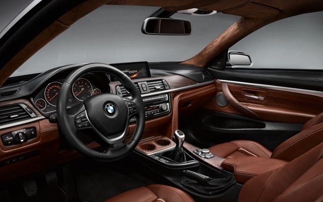volan interior bmw seria 4 gran coupe interior din piele interior nou BMW Seria 4 Gran Coupé