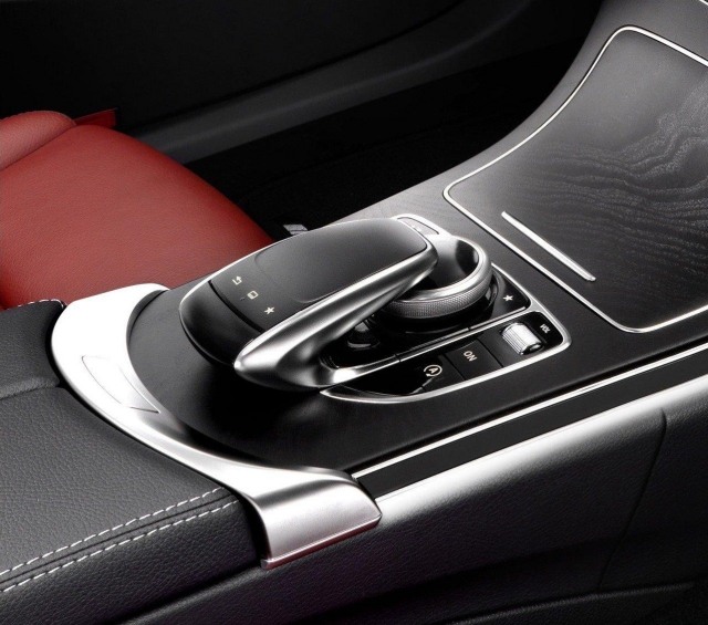 Mercedes Benz Clasa C 2015 piele de interior Mercedes Clasa C 2015 piele interioară