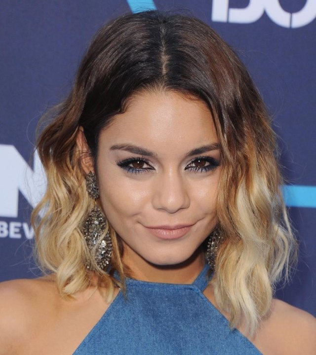 Blonda ombre laudă de la Vanessa Hudgens vanessa-hudgens-ombre-lob-blonde-lace-lace-brown-dark-approach