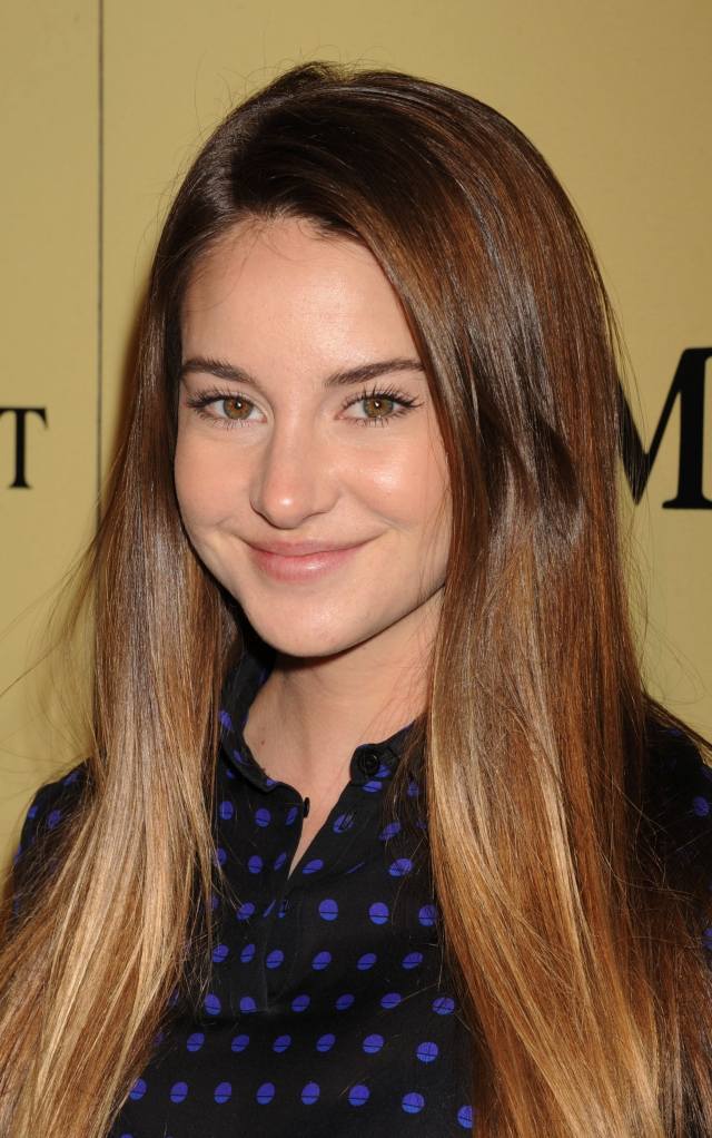 Coafura Ombre Păr lung drept - Shailene Woodley shailene-woodley-hairstyle-long-hair-ombre-look-side despărțire