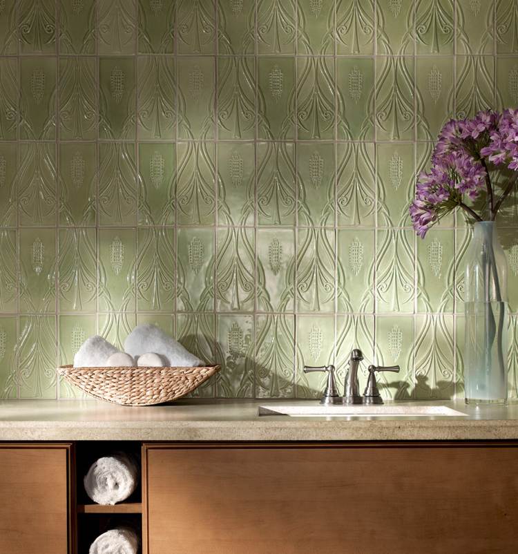 gresie-art-nou-baie-fitinguri-verzi-aspect-antic