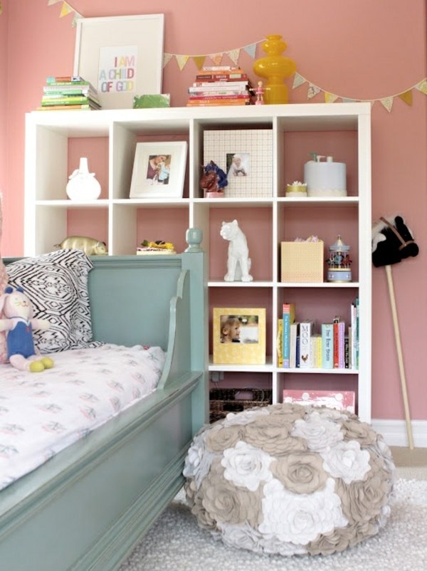 fete roz pepinieră idei lectură colț Idei camere copii copii colț lectură colț pat vintage