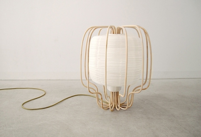 lampă de podea rattan culoare deschisă hârtie abajur interior podea-lumină-ratan-lumină-culoare-hârtie-abajur-interior