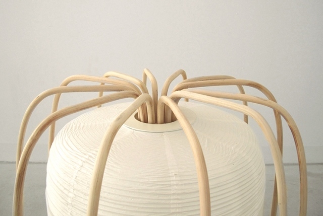 lampă de podea de design rotunchi exterior din hârtie din rattan lampă de podea de designer-ratan-copertă-exterioară-abajur-din-hârtie