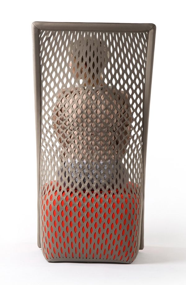 spătarul scaunului de designer hamac de Benjamin Hubert