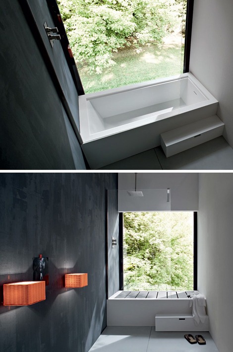 cadă cu zonă de duș