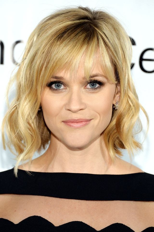 Părul lung până la umeri - tunsoare scurtă în toamnă - Reese Witherspoon Deschidere-păr-lungime-umăr-tendințe-toamnă-coafuri-femei-reese-witherspoon