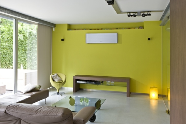 Mobilier pentru casă aer condiționat galben de perete argintiu Instalarea peretelui galben de aer condiționat iluminat de podea argintiu
