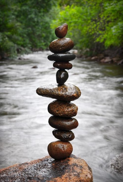 pietre una peste cealaltă artă de land art de Michael grave