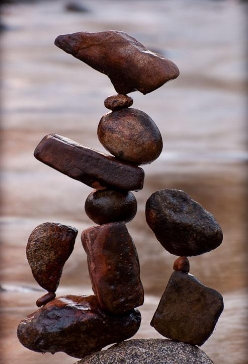 păstrați echilibrul land art michael grave păstrați echilibrul land art de Michael Grab