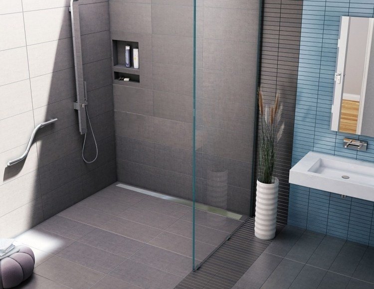 placi-de-dus-de-baie-gri-albastru-lavoar-oglinda-dulapuri-fitinguri-perete-despartitoare