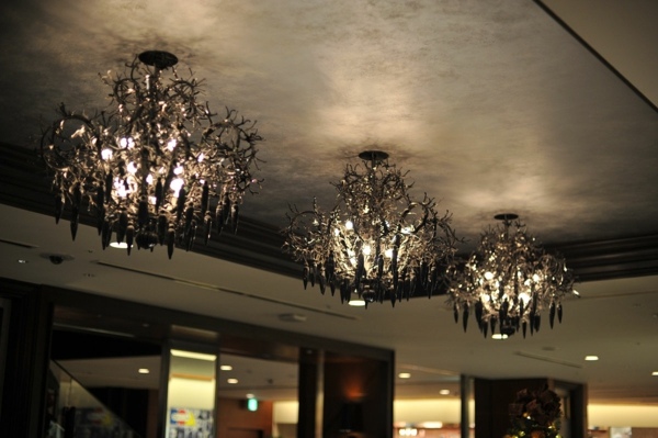 candelabre negre neobișnuite candelabre negre impresionante