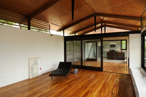 Pavilion amenajare interioară podea din lemn Pavilion design interior podea din lemn open space
