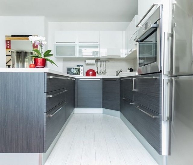 bucătărie mică bucătărie Cile în formă de U furnir lemn gri bucătărie-mică-kuechenzile-u-formă-lemn-furnir-gri