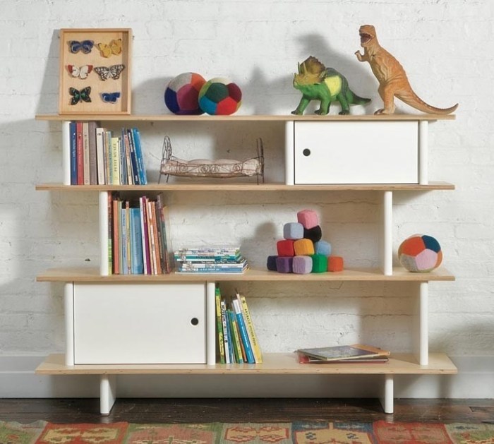 Sistem cu biblioteci, rafturi deschise și închise din lemn Sistem de rafturi-bibliotecă-deschis-închis-rafturi-lemn-pepinieră-design
