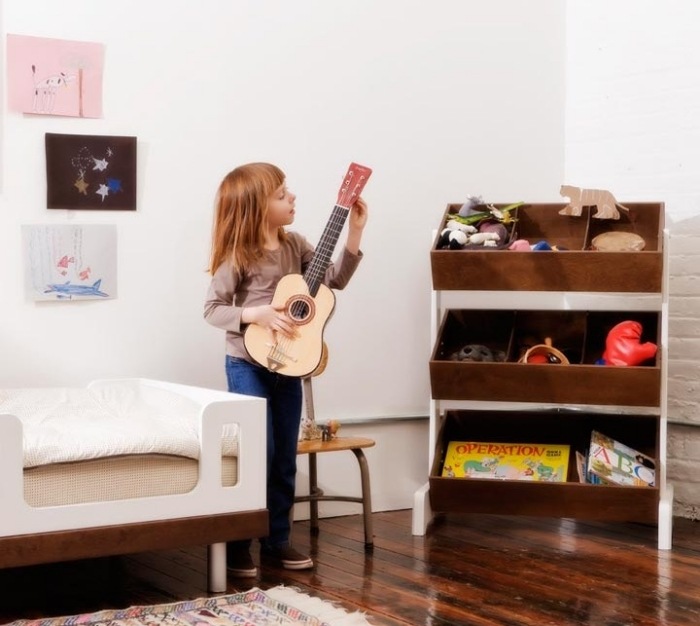 Sistem de rafturi pentru idei de amenajare și decorare a camerei pentru copii, realizat din lemn de Oeuf Cameră pentru copii-design-decorare-jucării-depozitare-rafturi-sistem-Oeuf
