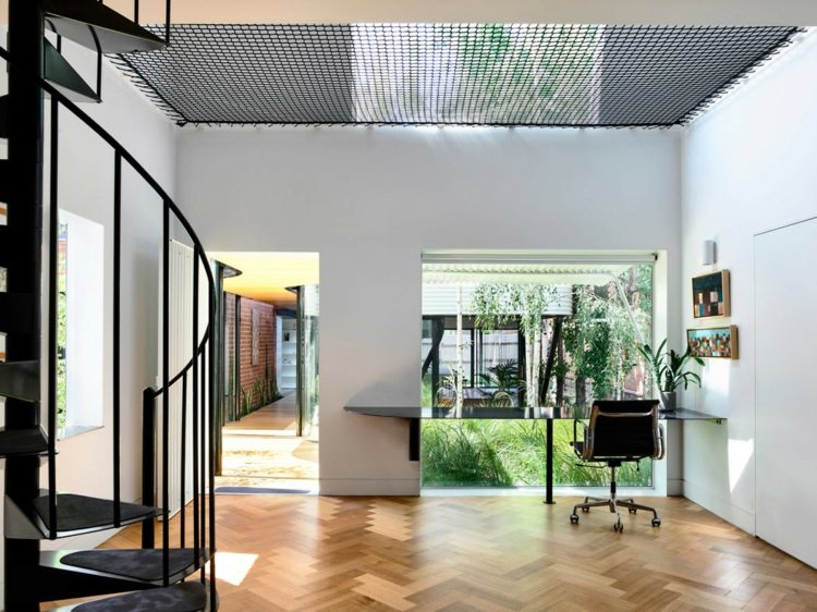 pardoseală din fațadă ondulată parchet model heringbone model spirală scară plasă grădină