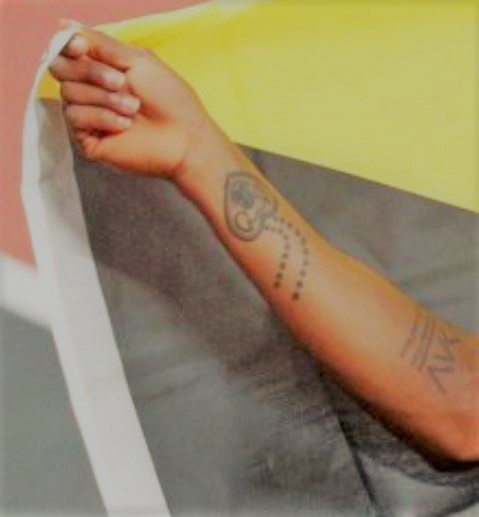 Tatouage coeur Elaine
