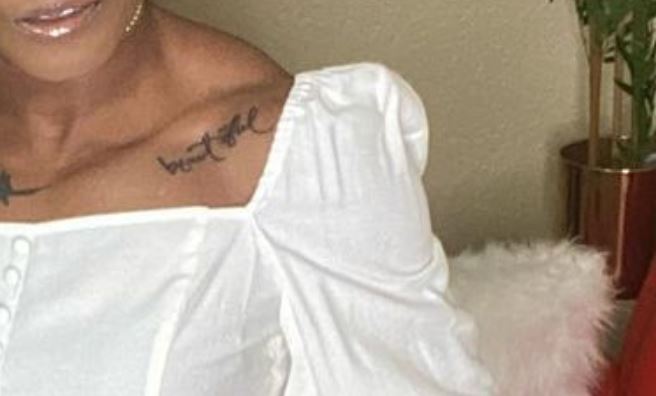 Elaine beau tatouage