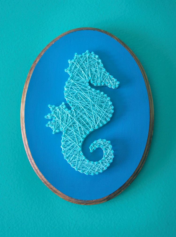 Motiv pentru caval de mare pentru poza cu fir fire-poze-unghii-cal-de-mare-lemn-albastru-fir