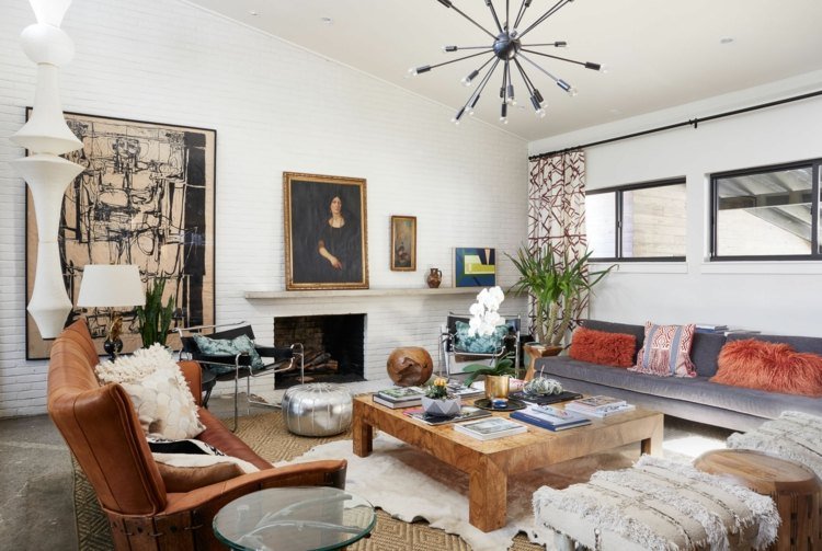 canapea din piele stil boem scandinav combinatie de culori maro