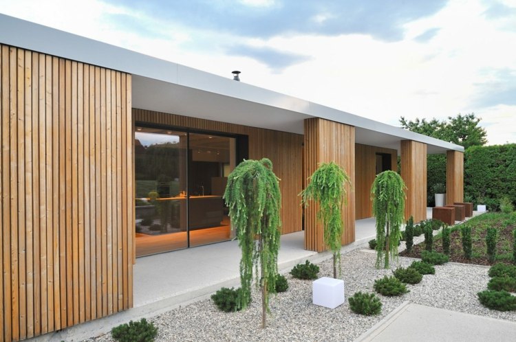 plantarea pietrelor din lemn de beton de grădină