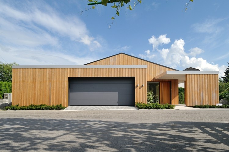 Hisa slavik garaj acoperiș din lemn de garaj