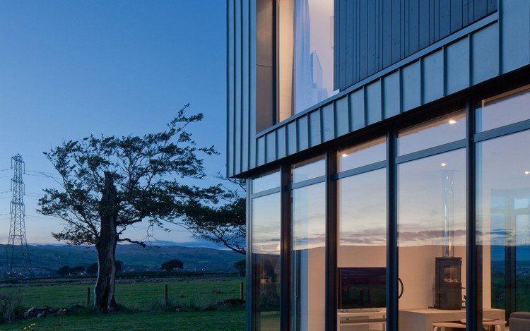 Tratamente de fațadă de zinc patină și culori