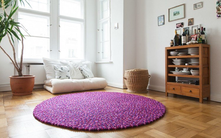 Covoare de minge de pâslă-faceți-vă-singuri-faceți-living-covor-mare