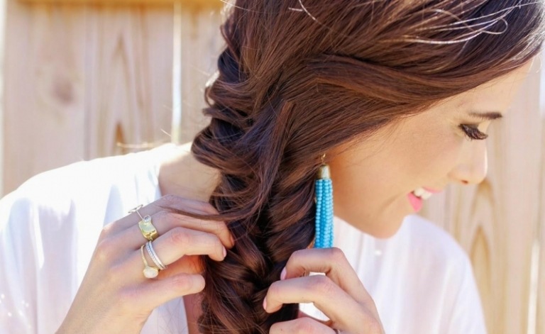 frumoase-împletituri-șiret-instrucțiuni-împletit-pași-coafuri de zi cu zi-în-tendință