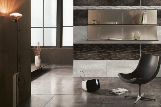 gresie suficientă spațiu pentru baie culori deschise și întunecate gresie-perete-gri-cu-figuri-scaun-baie-minimalist-din-plastic