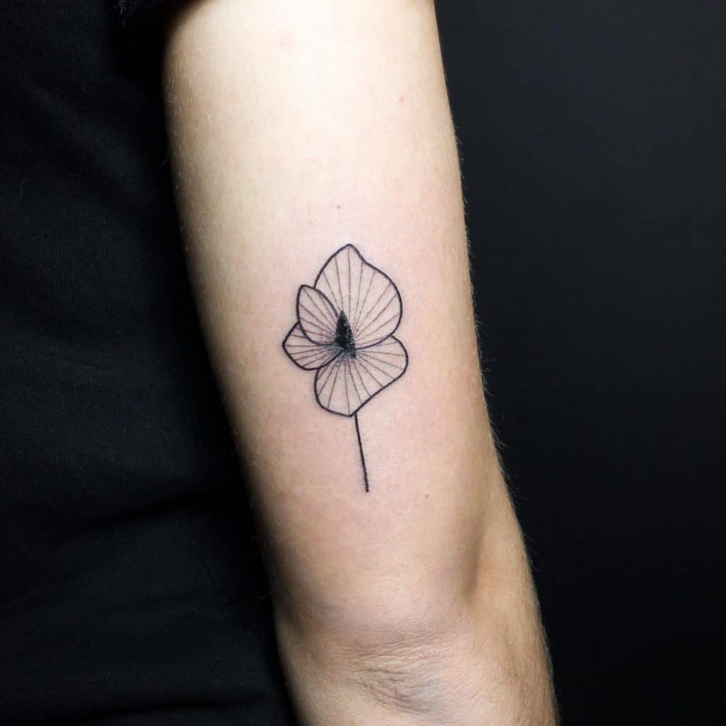 Aguonų gėlių tatuiruotė 1