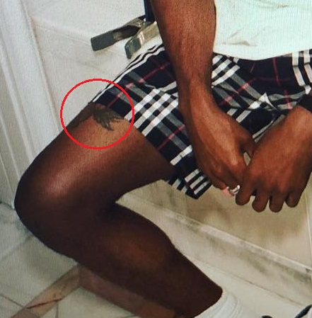 Frank Ocean dešinės viršutinės kojos tatuiruotė