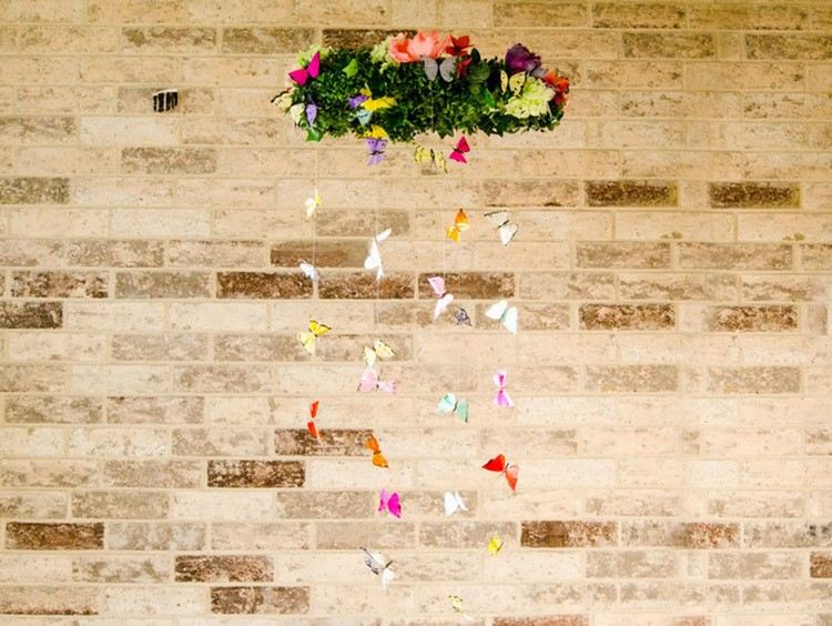 Craft idea spring deco mobil cu fluturi