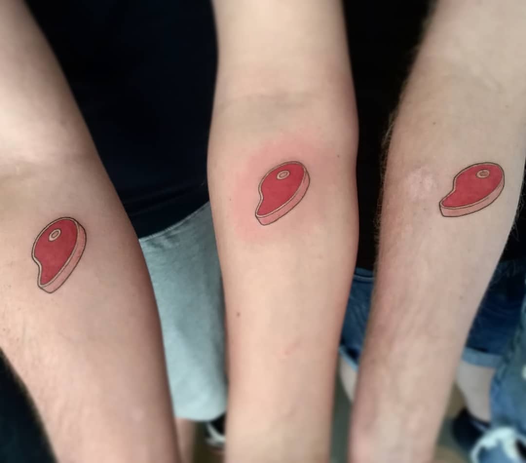 Smešne ujemajoče se tetovaže 2