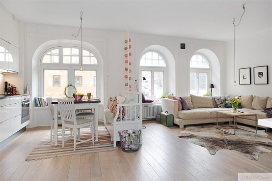 bucătărie-sufragerie-living integrată