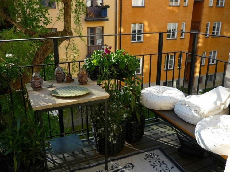 idei de proiectare pentru bancă tapițerie balcon beanbag plante albe de masă