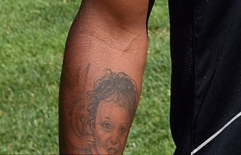 Glen bambino ritratto tatuaggio