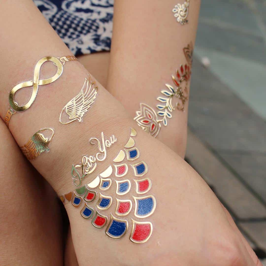 Za koji bi se zlatni tetovažni dizajn trebao odlučiti 11