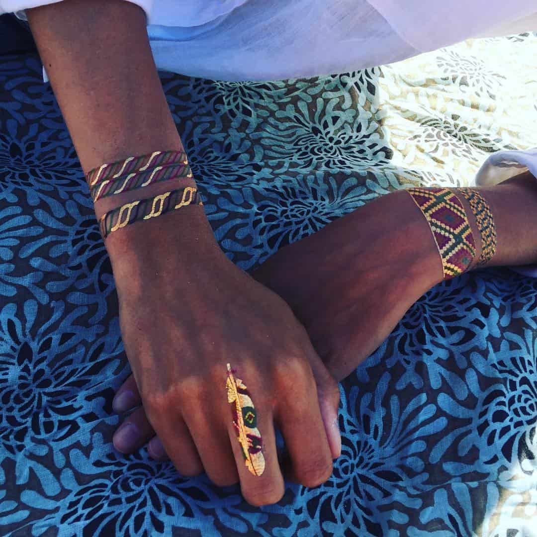 Za koji bi se zlatni tetovažni dizajn trebao odlučiti 2