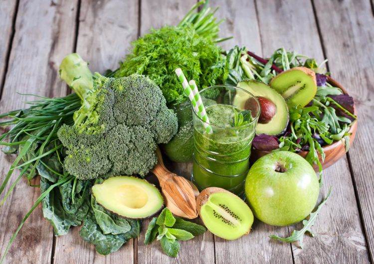 smoothie-urile verzi slăbesc dieta cu conținut scăzut de calorii-legume-toate-ouăle